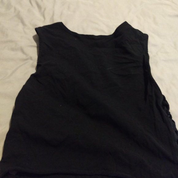 Black Crop Top - Picture 3 of 3